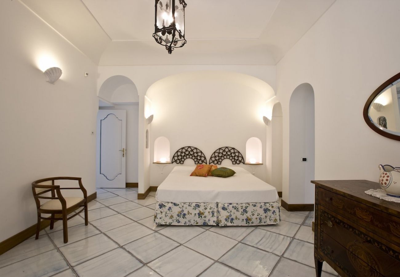 Villa in Laurito - Villa Keo in Positano with private Jacuzzi