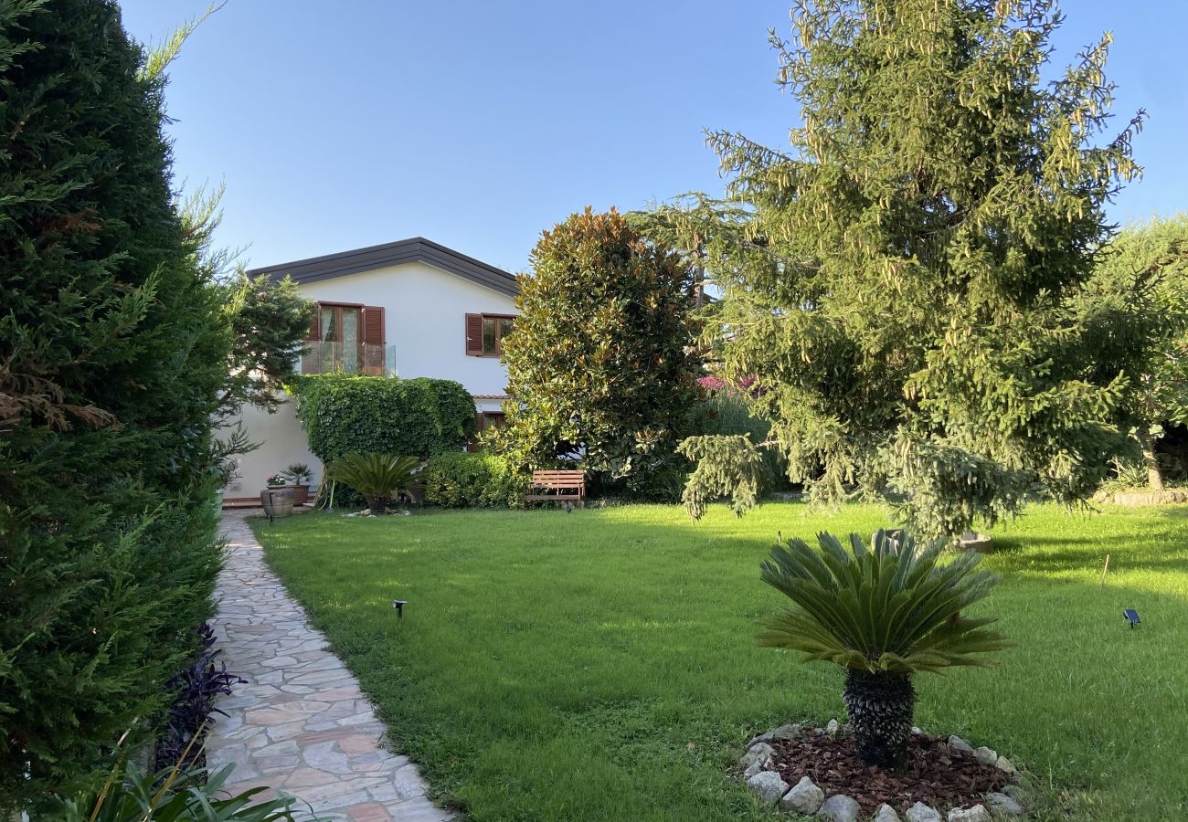 Villa in Massa Lubrense - The House of Annie with magnificent garden